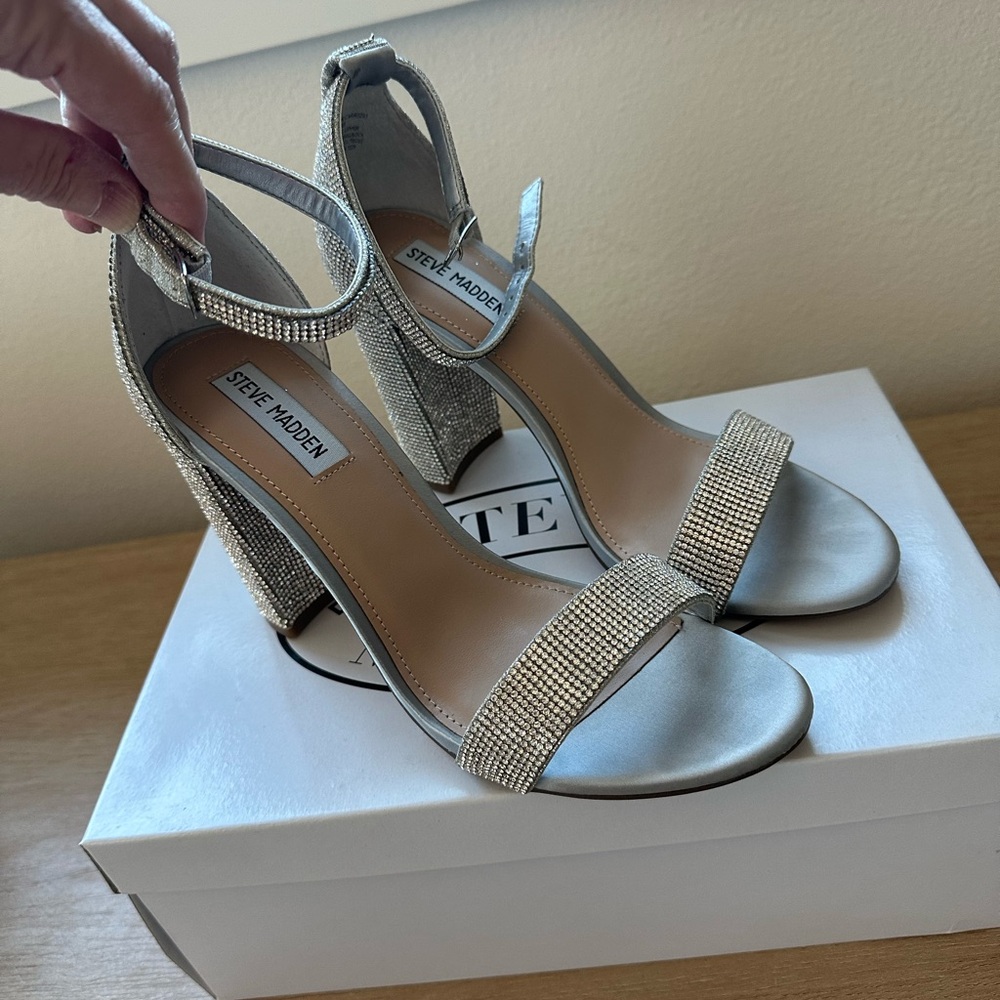 Steve Madden Silver Heels